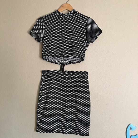 Dress - Picture 1 of 2